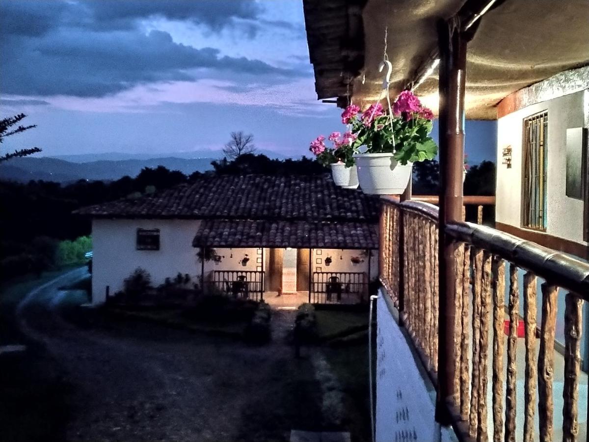 Willa Hacienda Cafetera La Gaviota Chinchiná Zewnętrze zdjęcie